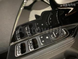 2018 KIA NIRO 1.6 PRESTIGE - 13