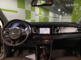 2018 KIA NIRO 1.6 PRESTIGE - 16