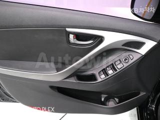2016 HYUNDAI  AVANTE ELANTRA 1.6 GDI SMART BASIC - 8
