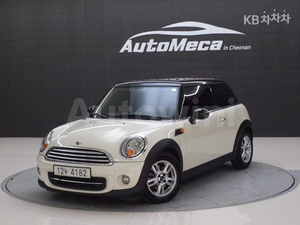 WMWSU3104CT206192 2012 MINI COOPER 1.6 SE-0