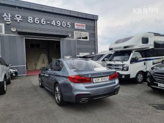 2017 BMW  5SERIES G30  520D XDRIVE M SPORT PACKAGE - 7