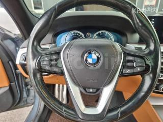 2017 BMW  5SERIES G30  520D XDRIVE M SPORT PACKAGE - 18