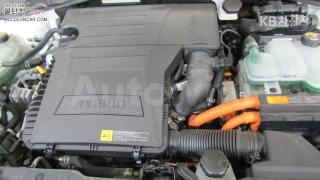 KNACB81CGHA001309 2017 KIA NIRO 1.6 PRESTIGE-5