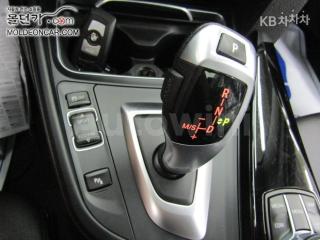 2018 BMW 3 SERIES 320D F30(12~) - 12