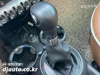2010 MINI COOPER 1.6 메이페어 - 9