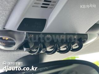 2010 MINI COOPER 1.6 메이페어 - 15