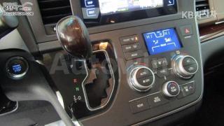 2016 TOYOTA SIENNA 3.5 AWD A/T - 11