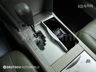 2010 TOYOTA CAMRY 2.5 - 9