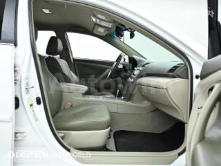 2010 TOYOTA CAMRY 2.5 - 10