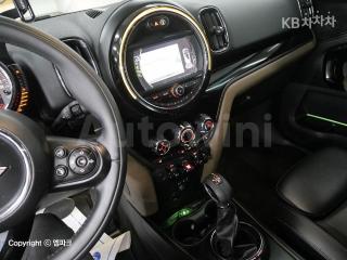 2017 MINI COOPER COUNTRYMAN D ALL4 2.0 BASIC - 9
