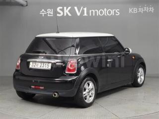 WMWSW5106CT319843 2012 MINI COOPER D 2.0 SE-1