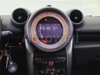 2012 MINI COOPER COUNTRYMAN D SE 2.0 - 11