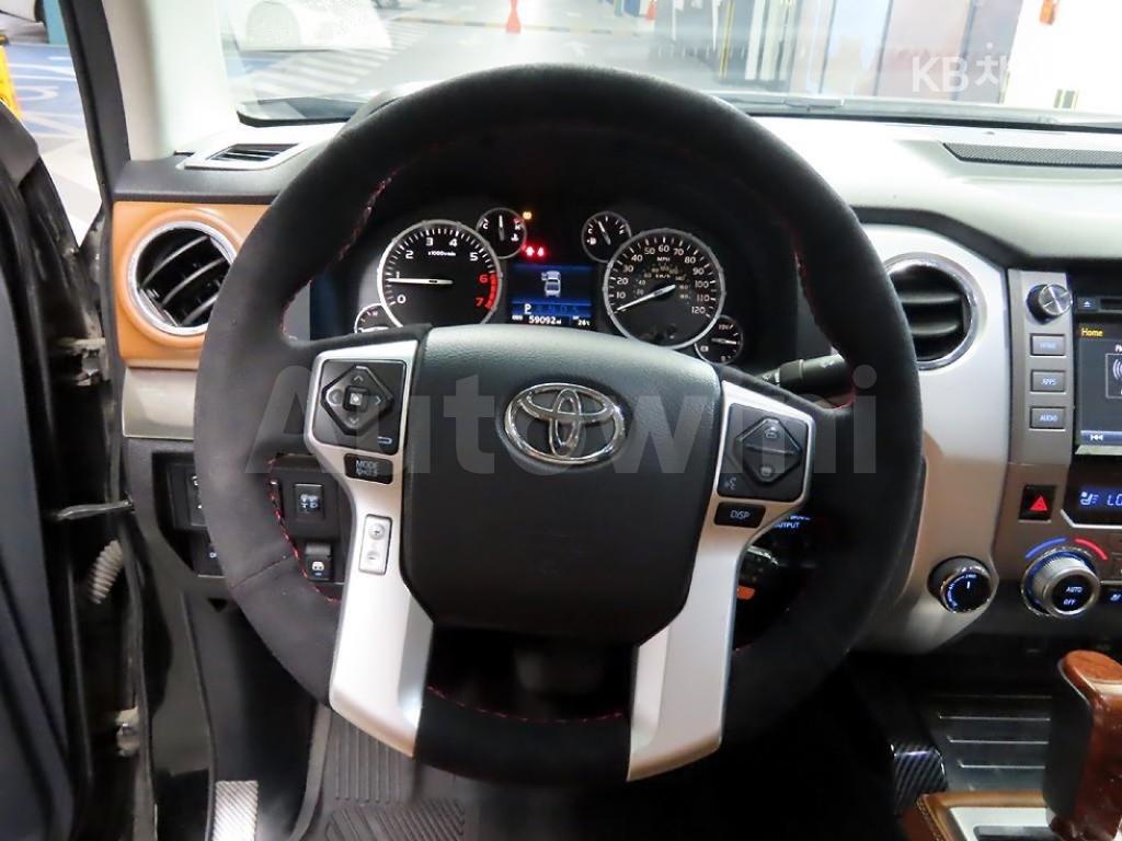 2016 TOYOTA TUNDRA 5.7 4WD - 8