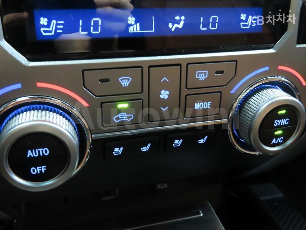 2016 TOYOTA TUNDRA 5.7 4WD - 13