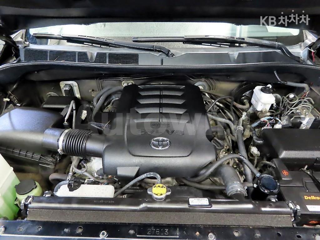 2016 TOYOTA TUNDRA 5.7 4WD - 19