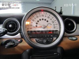 2011 MINI COOPER 1.6 메이페어 - 10