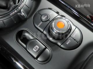 2017 MINI COOPER CLUBMAN D 2.0 일반형(09~) - 14