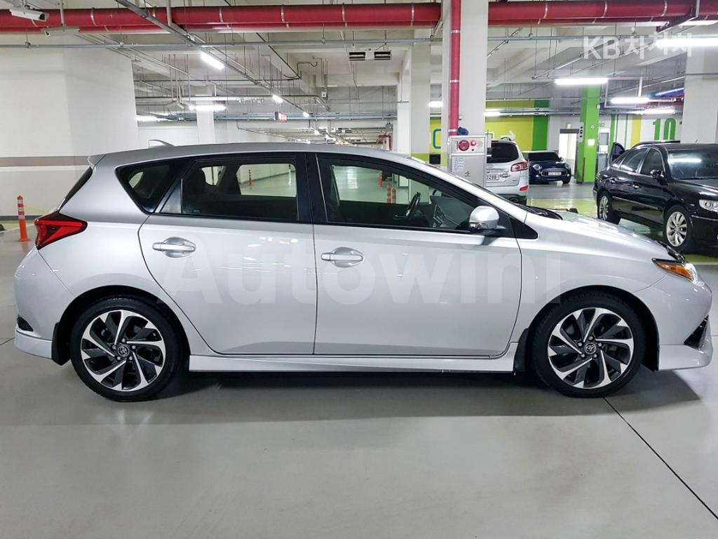 2017 TOYOTA COROLLA 1.8 LE - 7