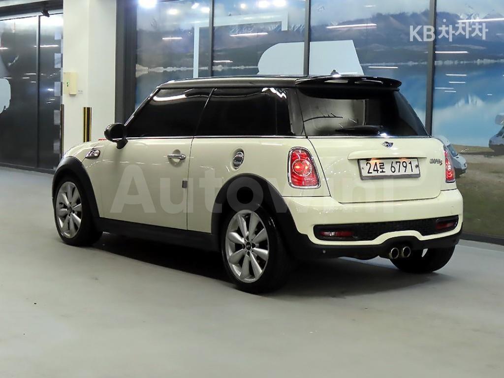 WMWSV3109BTY67938 2011 MINI COOPER S 1.6 BASIC-3