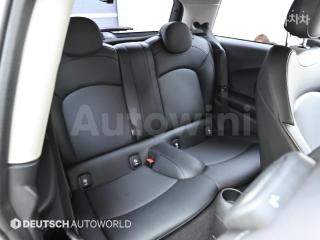 2017 MINI COOPER D 1.5 미드 - 12