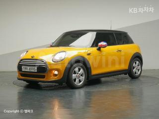WMWXN3103FT956755 2015 MINI COOPER D 2.0 BASIC-1