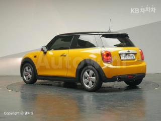 WMWXN3103FT956755 2015 MINI COOPER D 2.0 BASIC-2