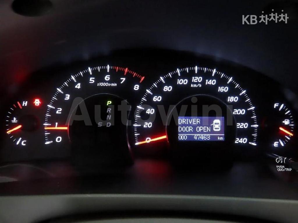JTNBF3EK0B3007305 2011 TOYOTA CAMRY XLE-4