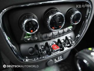 2016 MINI COOPER CLUBMAN 2.0 COOPER D HIGH TRIM - 17