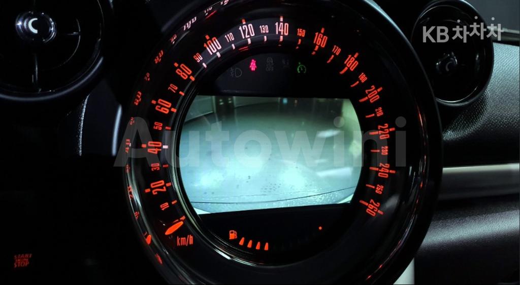 2015 MINI COOPER COUNTRYMAN D ALL4 2.0 BASIC - 15