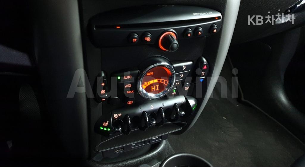 2015 MINI COOPER COUNTRYMAN D ALL4 2.0 BASIC - 18