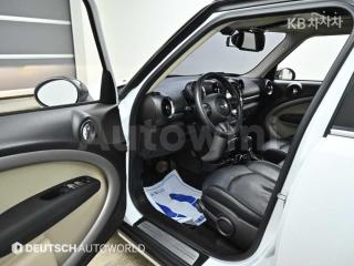 2016 MINI COOPER COUNTRYMAN D ALL4 2.0 BASIC - 11
