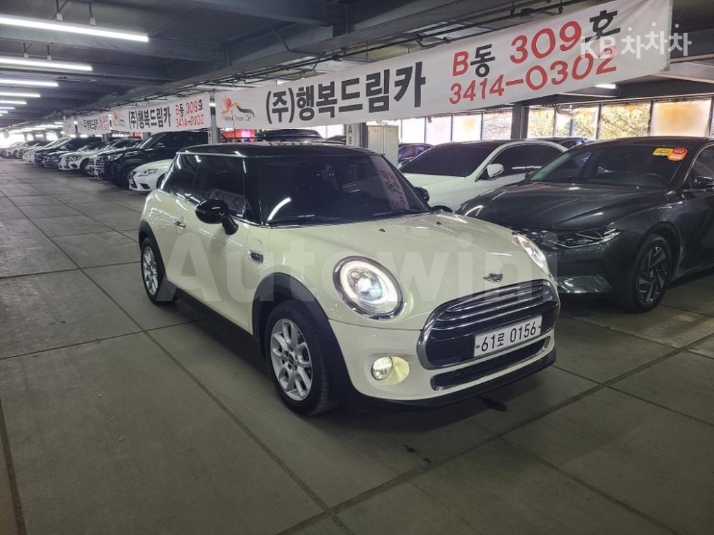 WMWXN3103G3C11900 2016 MINI COOPER D 1.5 HIGH-1
