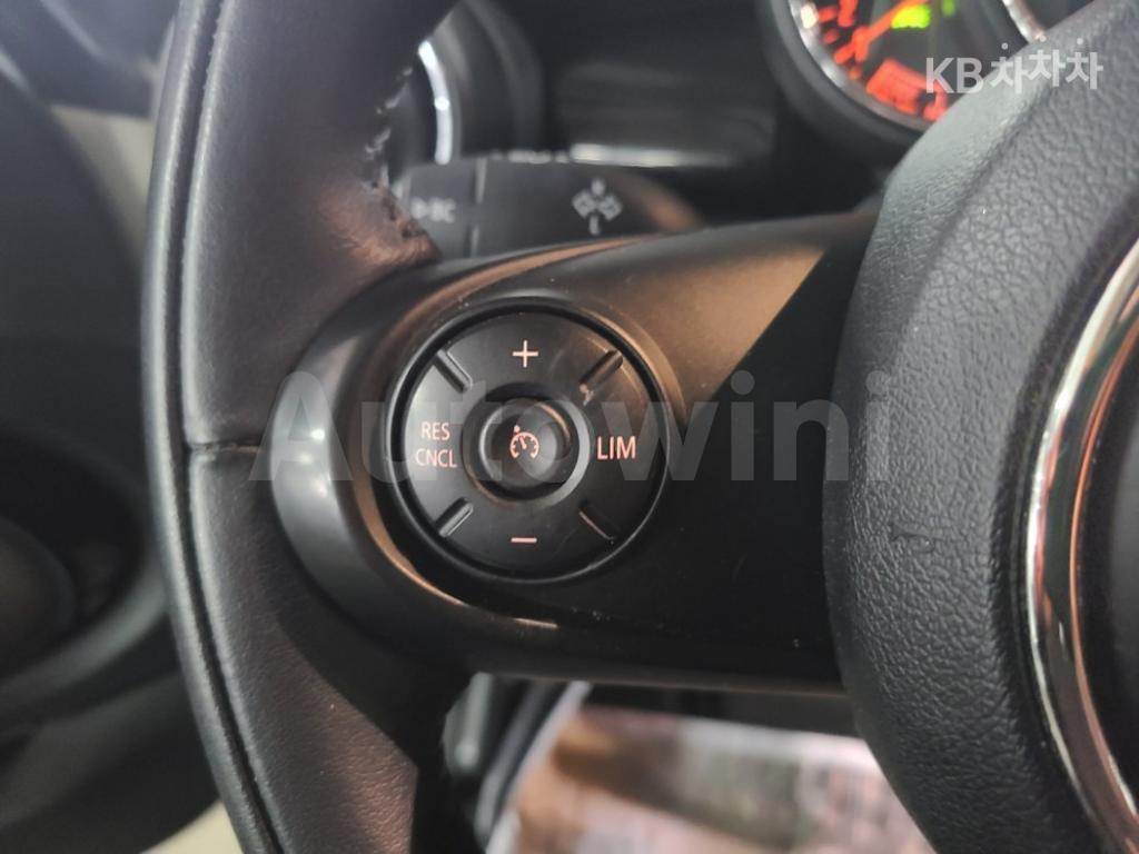 2016 MINI COOPER D 1.5 HIGH - 11