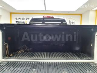 2016 TOYOTA TUNDRA 5.7 4WD - 17