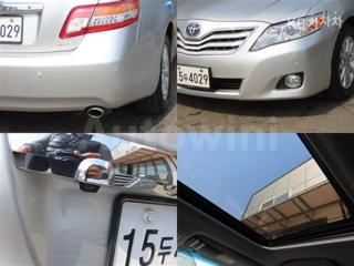 2010 TOYOTA CAMRY XLE - 20
