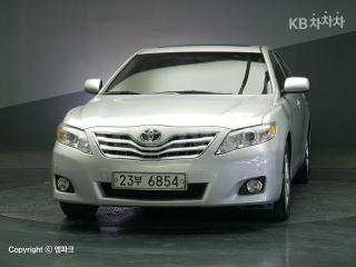 JTNBF3EK2B3008794 2011 TOYOTA CAMRY XLE-0