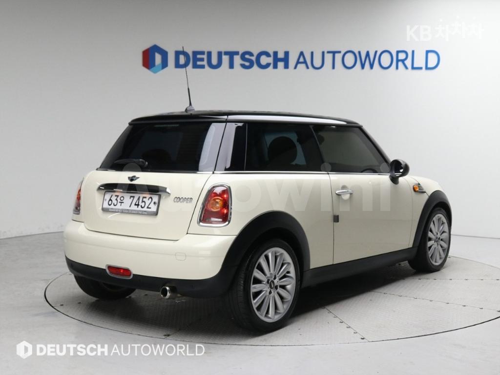 WMWMF3102ATW46508 2010 MINI COOPER 1.6 메이페어-1