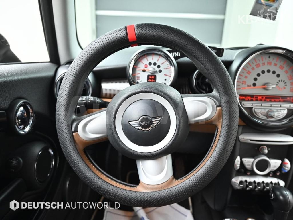 2010 MINI COOPER 1.6 메이페어 - 13