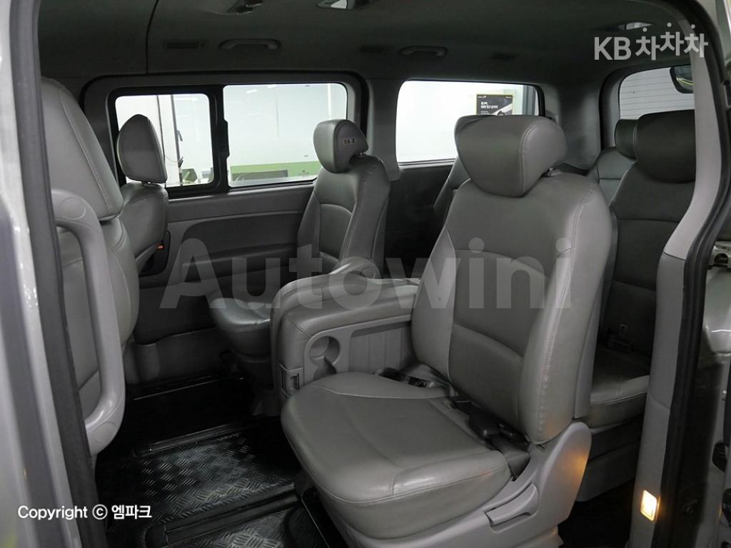 2014 HYUNDAI GRAND STAREX H-1 12 SEATS WAGON CVX PREMIUM - 11