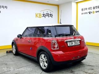 WMWSU3104BT200570 2011 MINI COOPER 1.6 SE-3