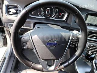 2017 VOLVO S60 D3 - 8