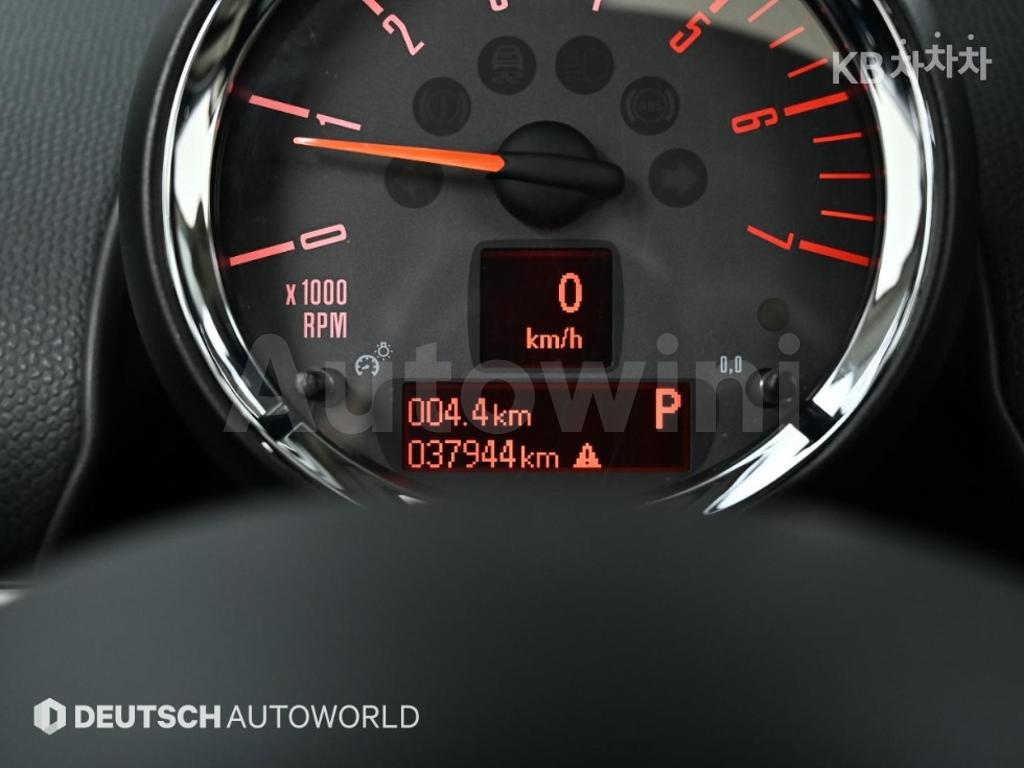 2016 MINI COOPER COUNTRYMAN D ALL4 2.0 BASIC - 8