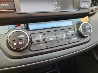 2017 TOYOTA RAV4 2.5 2WD - 14