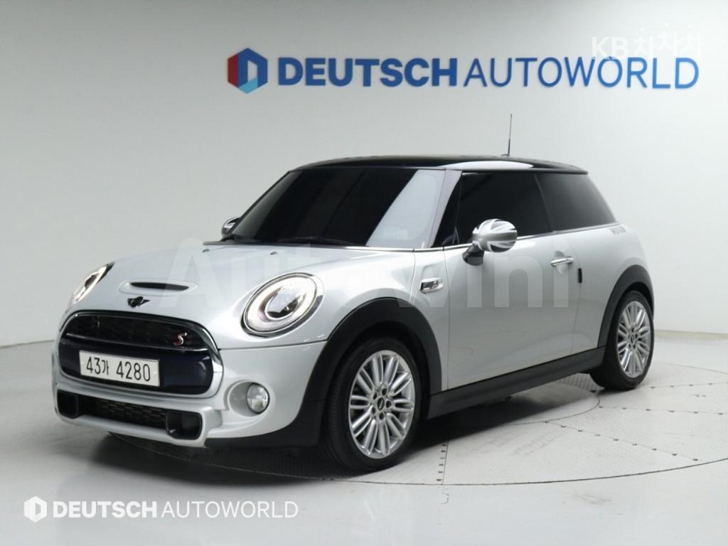 WMWXP7105HT878399 2017 MINI COOPER S 1.6 BASIC-0