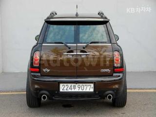 WMWZG3107BTY43209 2011 MINI COOPER CLUBMAN 2.0 COOPER S-2