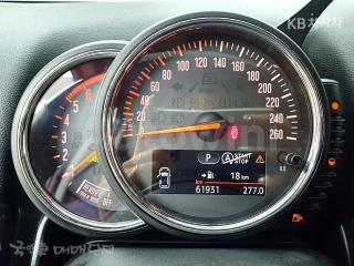 2017 MINI COOPER COUNTRYMAN 2.0 COOPER D - 7