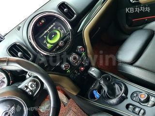 2017 MINI COOPER COUNTRYMAN 2.0 COOPER D - 11