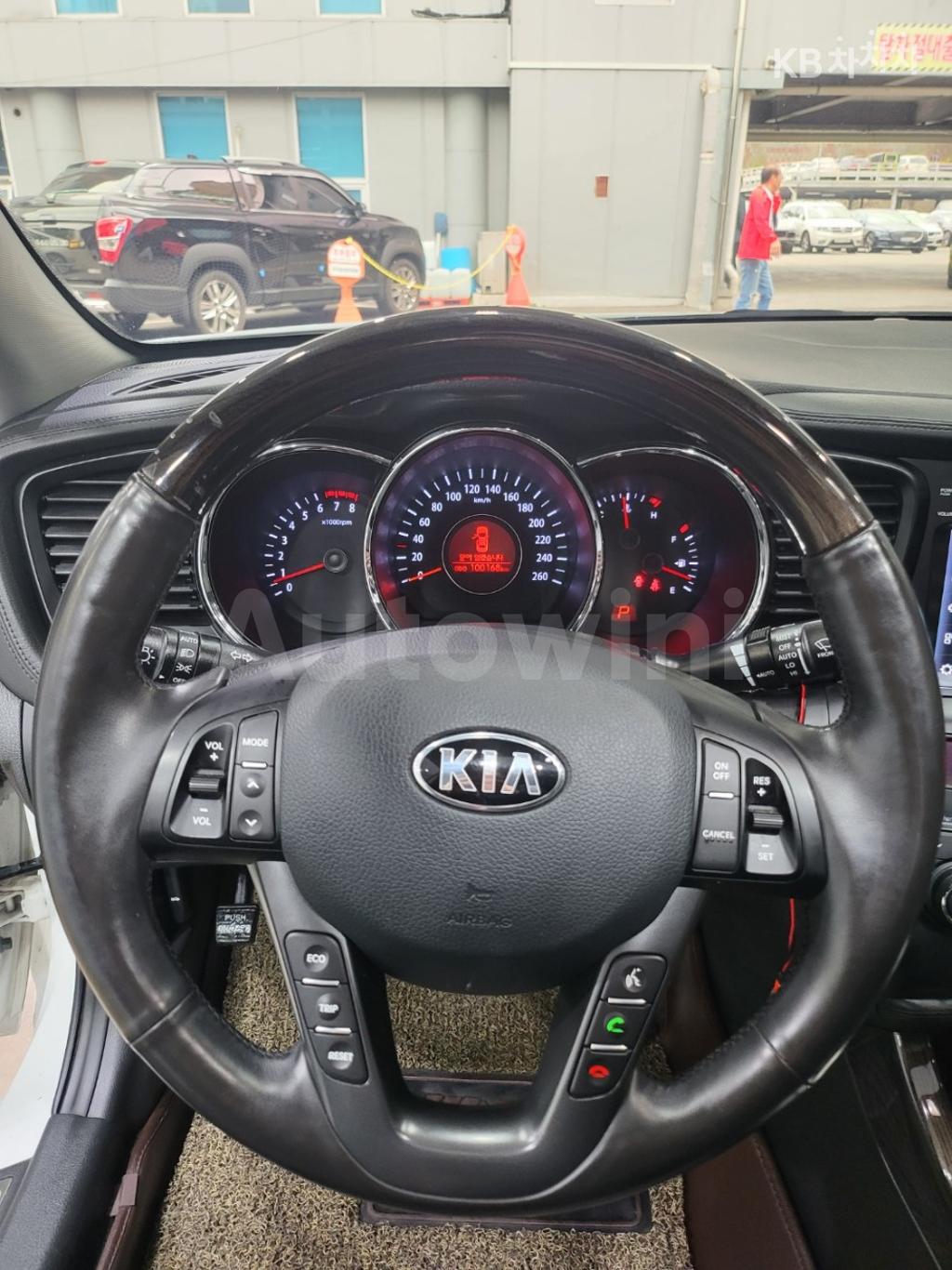 2013 KIA K5 OPTIMA 2.0 LPI PRESTIGE - 18