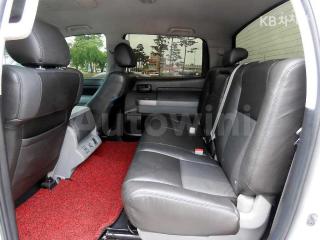 2012 TOYOTA TUNDRA 5.7 4WD - 7