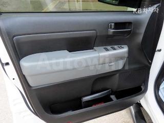 2012 TOYOTA TUNDRA 5.7 4WD - 10